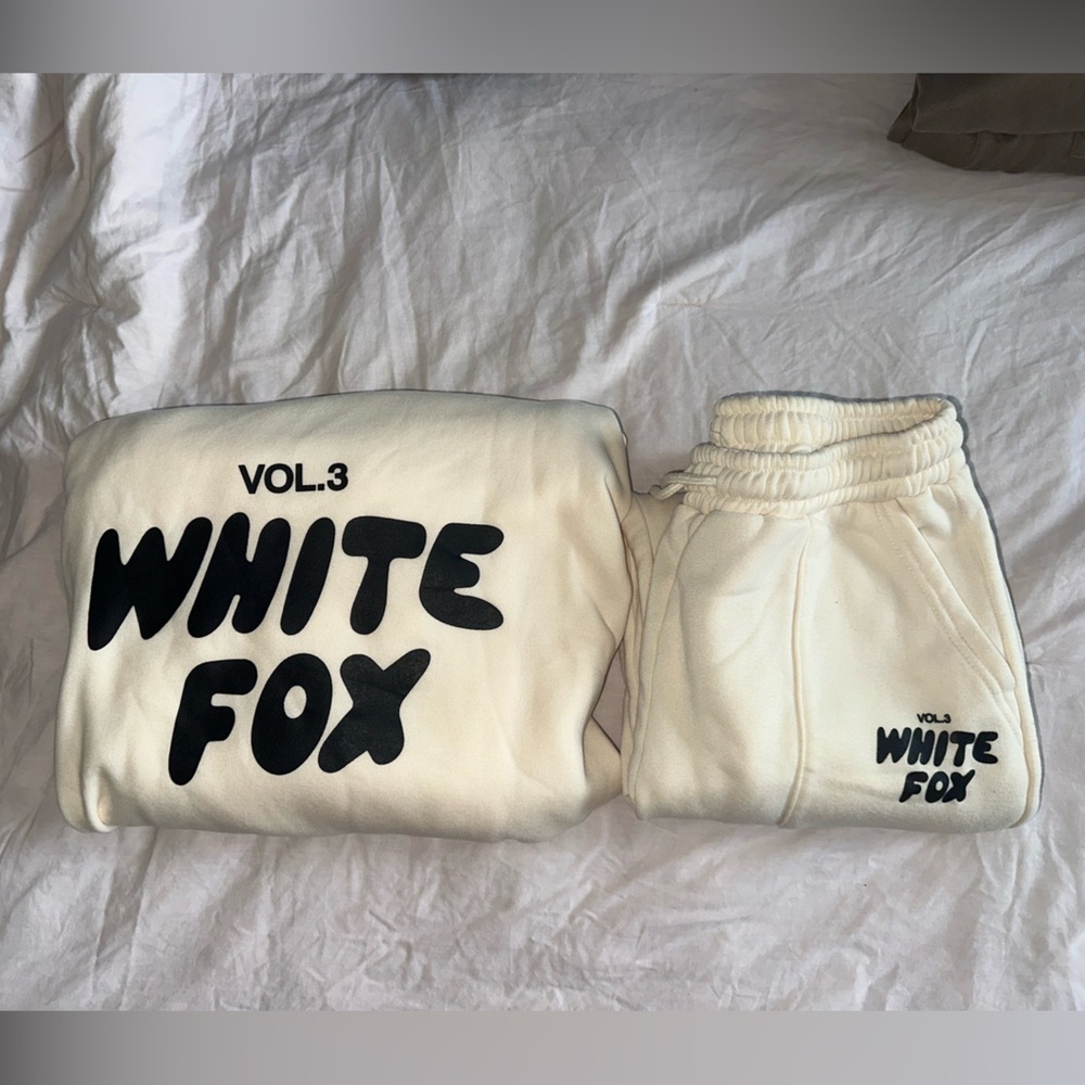 White Fox Sweat Set